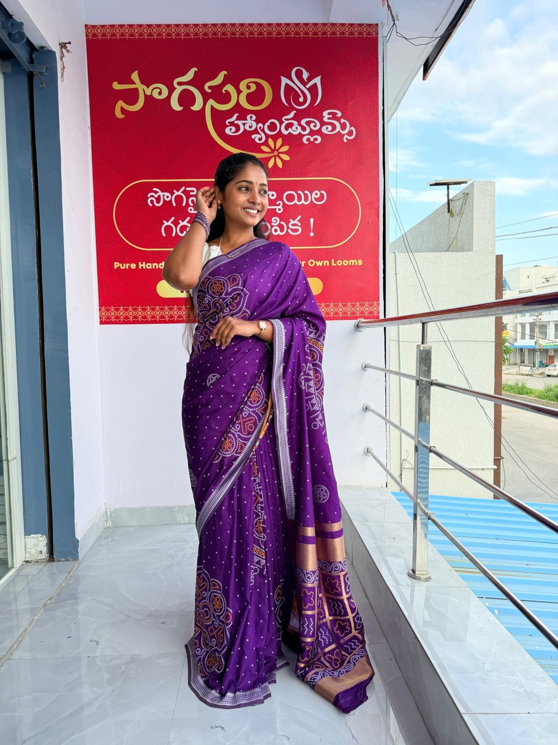 Gaji Silk Weaving Bandhini Designer Wear Saree - SogaSaree Handlooms