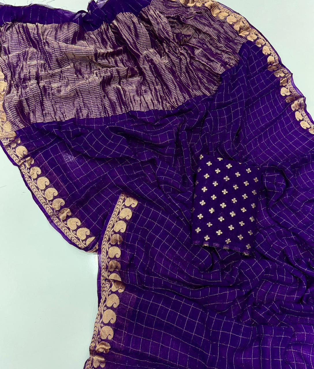 Chinnon Checks Mango Buta Saree - SogaSaree Handlooms