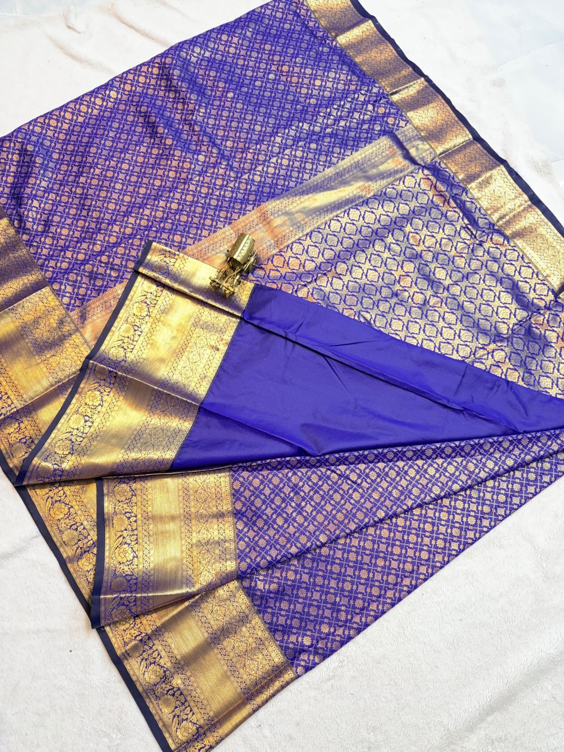 Semi Kanchi Pattu Saree - SogaSaree Handlooms
