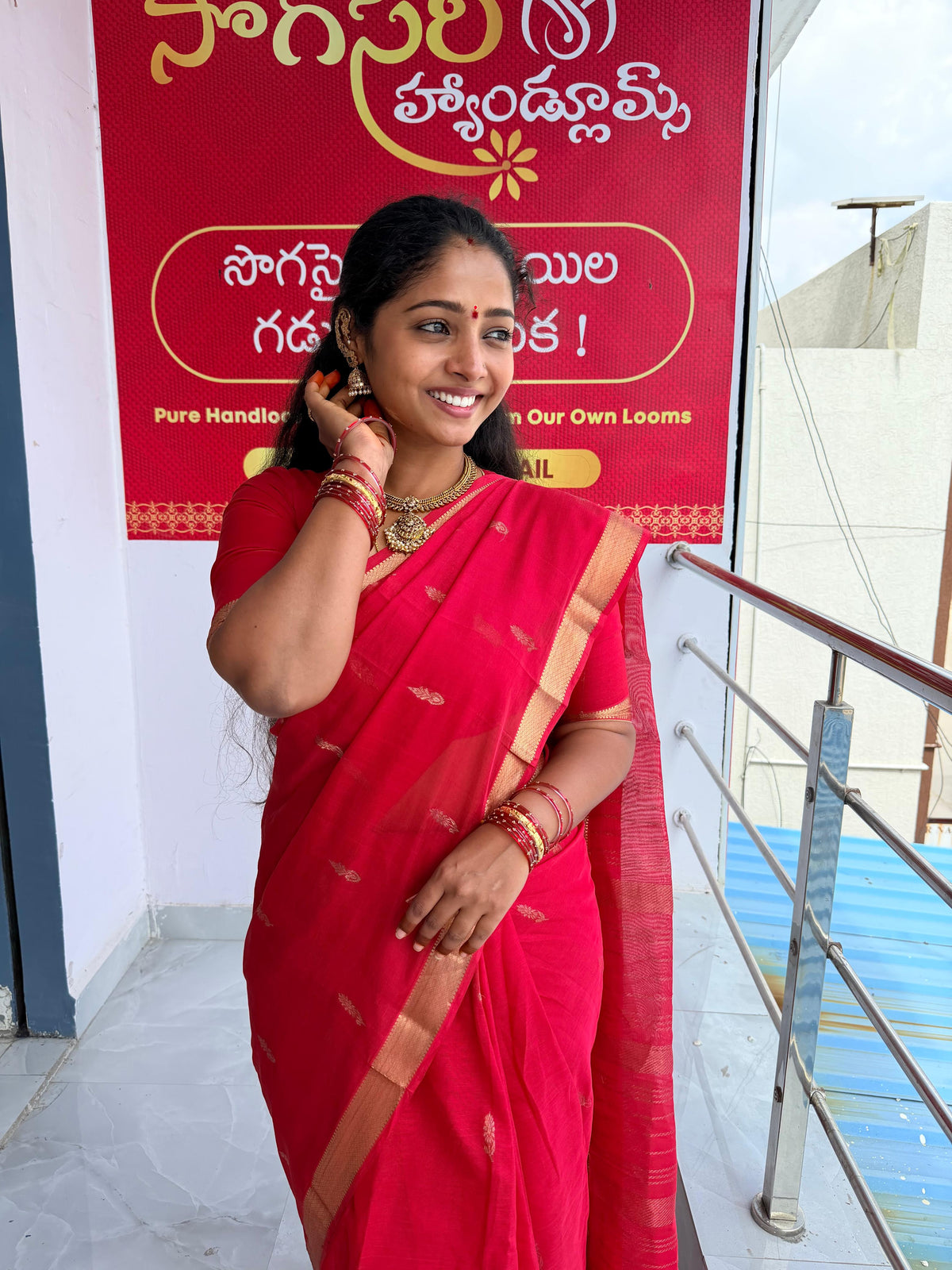 Handloom Sarees - SogaSaree Handlooms