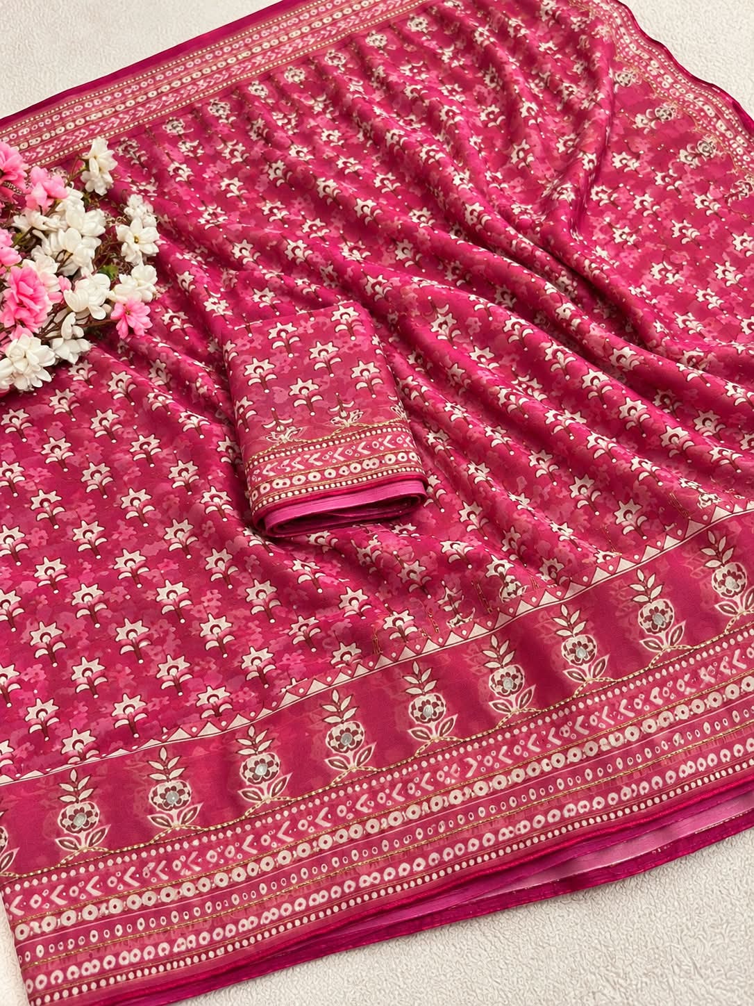 Kareena Kapoor inspired Georgette Saree with Mirror and cutdana Work - SogaSaree Handlooms